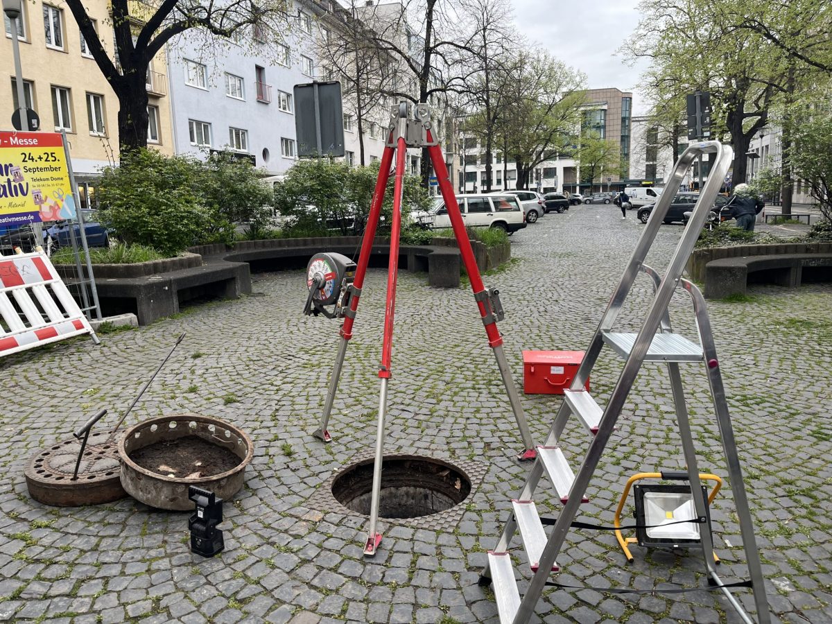 Bauwerksprüfung Gewölbekeller am Bonner Stiftsplatz.