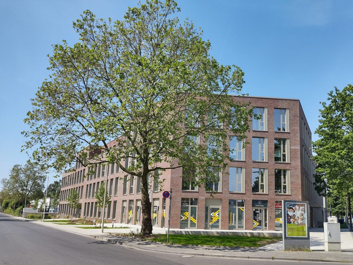 Bürogebäude HZI in Bonn, Röhfeldstraße.