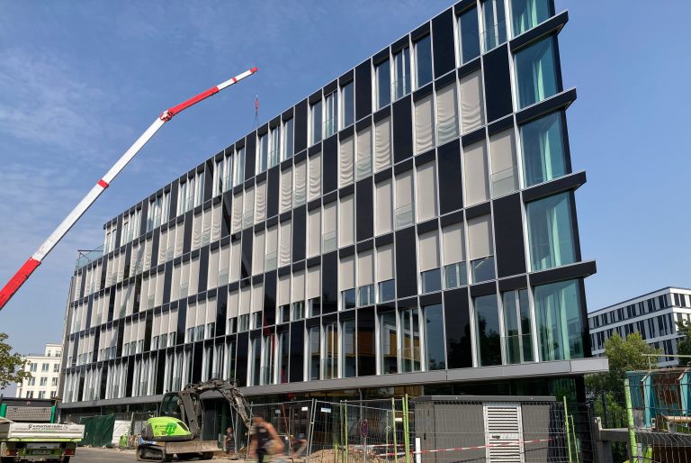 Ansicht des Innovation Greenhouse in Bonn - Baustelle.
