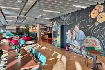 Innovation Greenhouse in Bonn - Cafeteria.