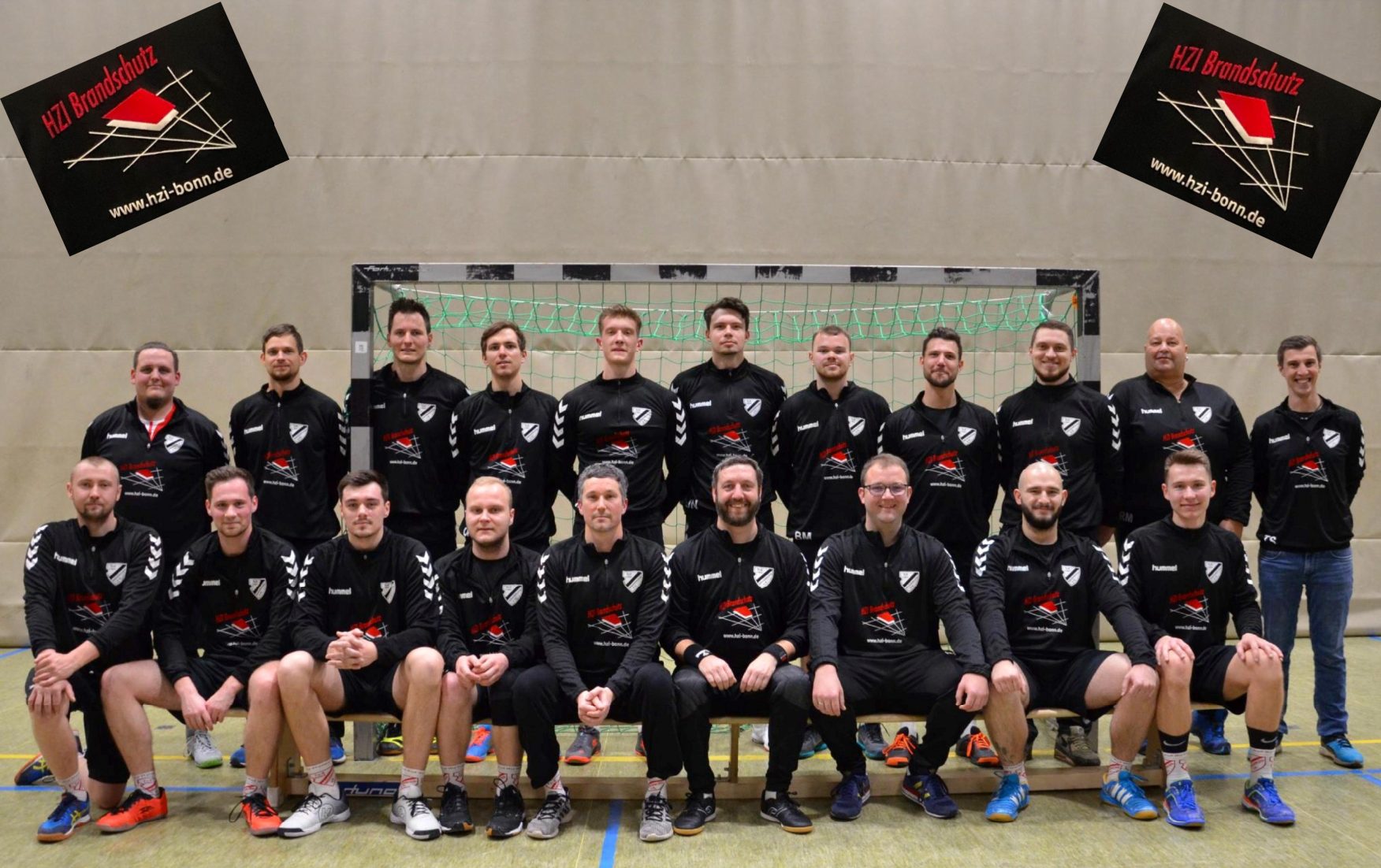 HZI-Brandschutz-Trikots für Handballmannschaft des TuS Niederpleis